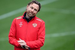 Кармпин выбрал футболистов для сбора сборной России будущих тренеров