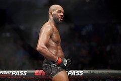 Чемпион UFC Джонсон поделился советом с российским бойцом Анкалаевым